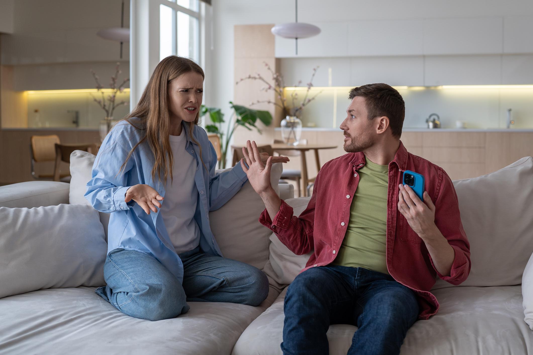 How Detectives Handle Cheating Spouse Cases How Detectives Handle Cheating Spouse Cases